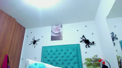 Rihanna hotx online show from November 24, 3:41 am