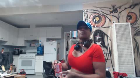 Nikki Thickts online show from January 17, 3:34 am