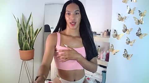 Rosalinda online show from February 25, 1:52 am