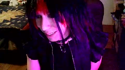 Snapshot of s0ft_s3rv chatting on October 31, 7:11 pm Softie 3 online show from October 31, 7:11 pm