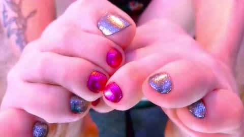 SissySally online show from November 30, 1:35 pm