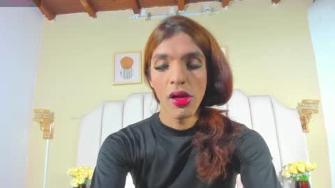 sara_hannks online show from May 5, 4:35 pm