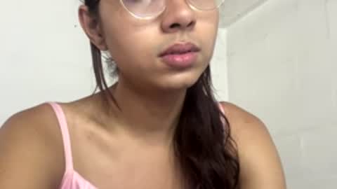 sarasaenz999 online show from March 9, 8:56 pm