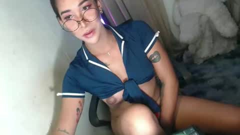  HERA  online show from December 17, 11:54 pm