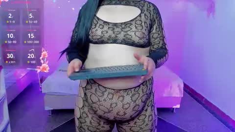 Scarlett  online show from March 23, 11:59 am