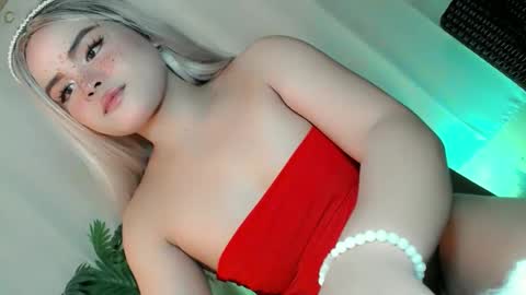 kwen online show from March 29, 5:24 pm