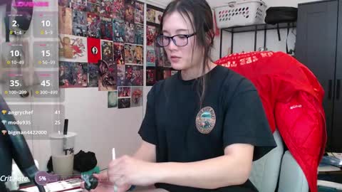 Snapshot of sen_and_sin chatting on February 24, 3:44 am Sen online show from February 24, 3:44 am