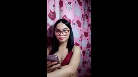 sensationaldiva online show from April 27, 2:26 pm