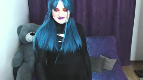 Snapshot of sexxx_queen chatting on October 17, 6:17 am sexxx_queen online show from October 17, 6:17 am