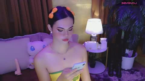Snapshot of sexy_blairxx chatting on March 4, 12:39 am blair online show from March 4, 12:39 am