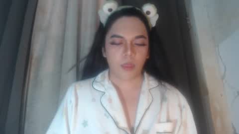 TYRA 3 online show from April 12, 12:14 am