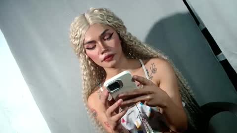 sexyhotbabe18 online show from March 24, 9:58 am