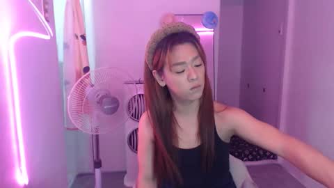 sweetsheena online show from March 28, 6:21 pm