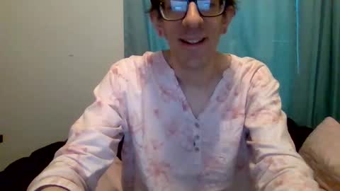 shyyyguy89 online show from May 8, 12:46 pm