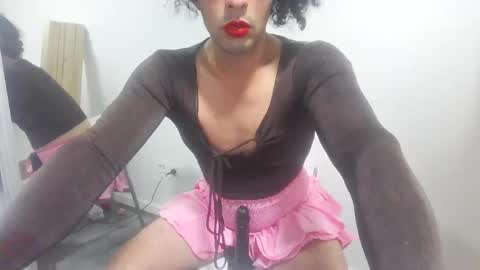 sissysandra00 online show from February 10, 5:14 am