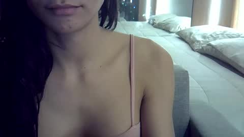 Snapshot of skinnykittencam chatting on October 19, 11:30 pm skinnykittencam online show from October 19, 11:30 pm