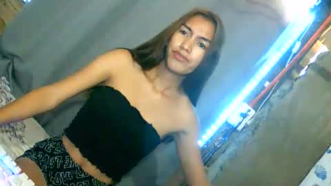 Snapshot of slut_goddessqueen69 chatting on September 20, 12:38 am slut_goddessqueen69 online show from September 20, 12:38 am