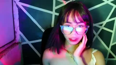 sluttypatotie online show from April 30, 11:09 pm