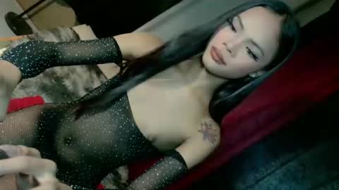 Dont forget to follow me give me thumbs upIm  a New  kataluna online show from November 25, 10:23 pm