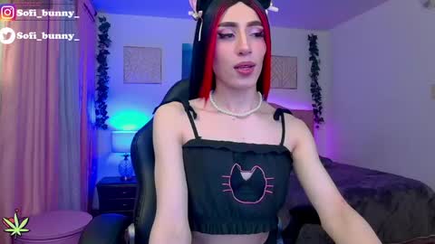 Snapshot of soffi_bunny_ chatting on September 17, 7:57 am soffi_bunny_ online show from September 17, 7:57 am