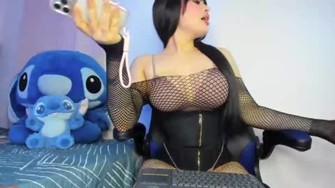 sofia_dolll_ online show from May 25, 4:09 am