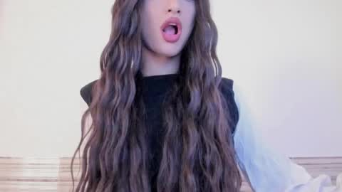 Sophia online show from February 10, 9:33 pm