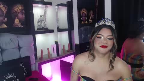 Snapshot of sophia_hott01 chatting on October 18, 11:58 am sophia_hott01 online show from October 18, 11:58 am