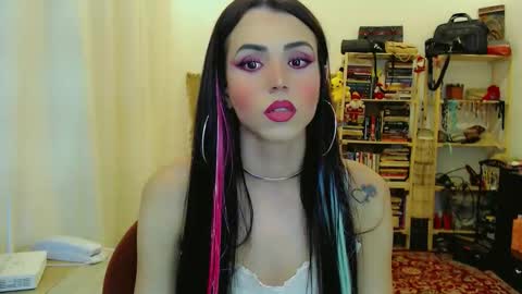 Sophie Fantasys online show from December 2, 2:14 am