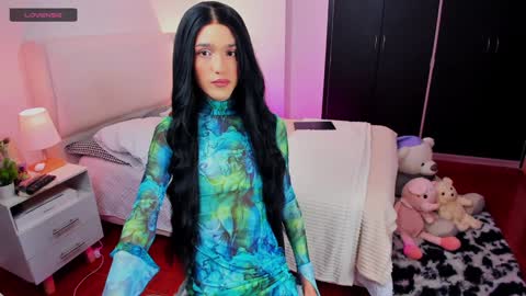    online show from December 31, 2:03 pm