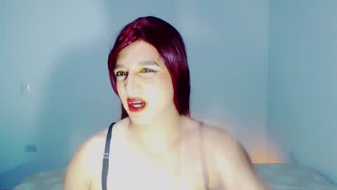 sophiehillsxo online show from July 2, 11:43 pm