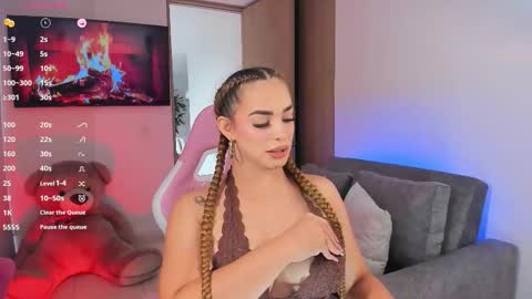 SAMANTHA online show from March 11, 2:32 pm