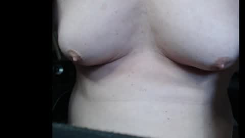 bri and mags fun room online show from April 8, 10:55 pm