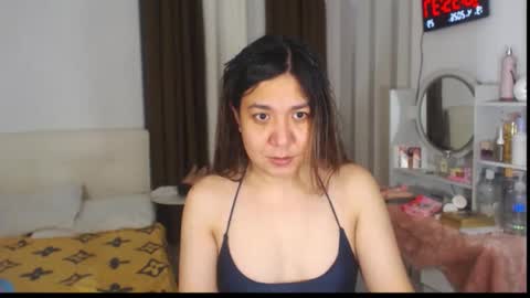 Stella online show from April 19, 2:56 am