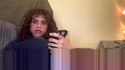 stxllaxcx online show from April 16, 9:39 pm