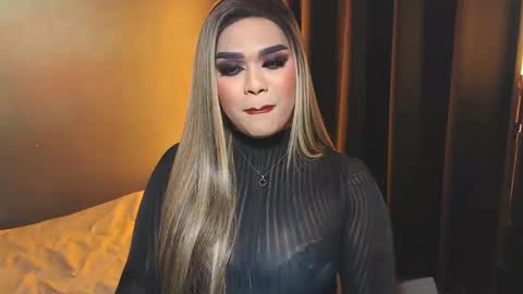 Snapshot of suckablecockoffreya chatting on February 1, 7:05 am JADE ELYSE online show from February 1, 7:05 am