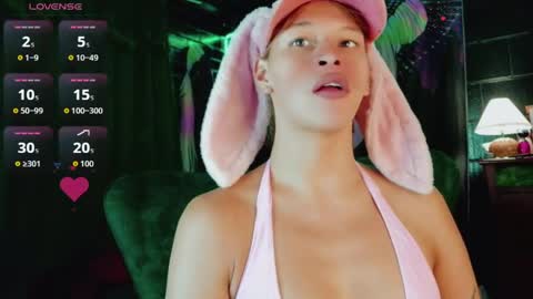 Summer online show from April 5, 11:14 pm