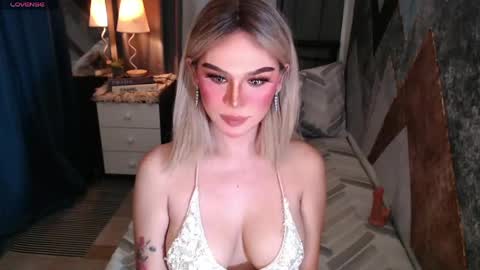 CARMINA online show from April 18, 11:49 pm