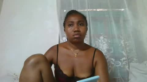 surbelle online show from February 3, 6:40 am