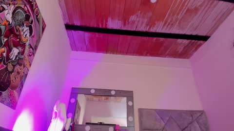          online show from December 19, 6:02 pm