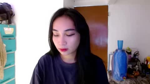 Lilly online show from January 23, 2:44 am