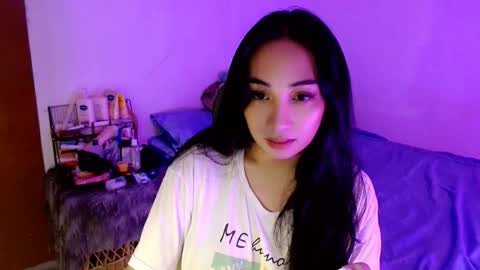 Lilly online show from November 24, 3:20 am