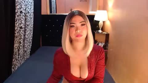 Ms trixiee online show from February 20, 8:16 am