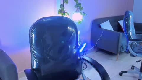 Tahra  online show from May 30, 11:03 pm