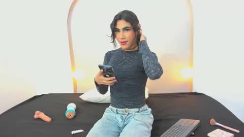 tamara_rouse57 online show from October 17, 5:55 am
