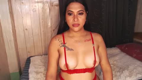 tamarafox05 online show from January 18, 4:52 am