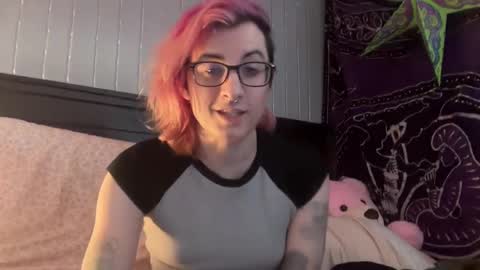 Tarrow online show from March 8, 10:24 pm