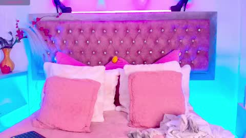 Sofia online show from November 7, 1:33 pm