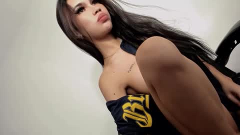 Luna online show from April 18, 10:43 pm