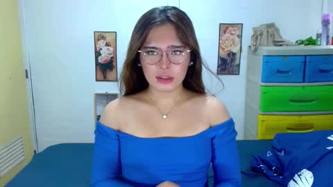 tgirlselena online show from September 18, 11:32 pm