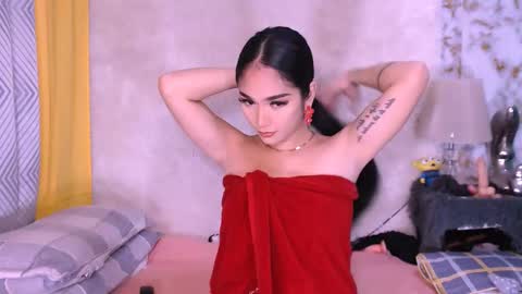 Thalia online show from February 11, 12:27 pm